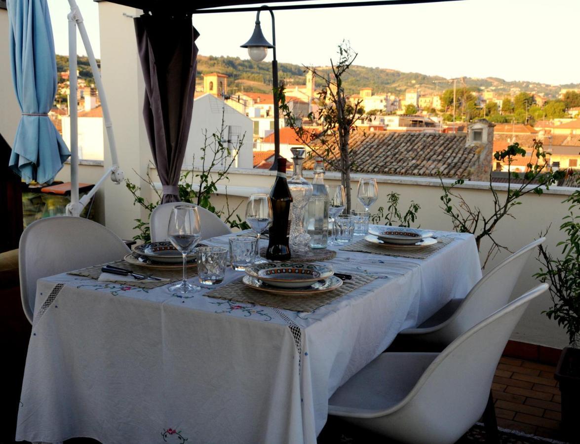 La Casa Di Luna San Benedetto del Tronto Exterior foto